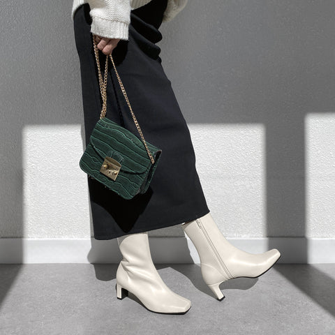 60%OFF:ワイドスクエアトゥ ショートブーツ(5400)エクリュ/mamian(マミアン)