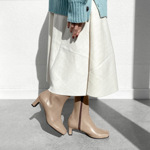 60%OFF:ワイドスクエアトゥ ショートブーツ(5400)グレージュ/mamian(マミアン)