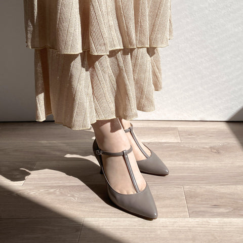 15%OFF:Tストラップ パンプス 7cmヒール(m72003)グレージュ/mamian(マミアン)