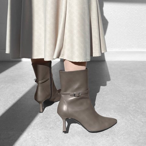 50%OFF:ストラップデザイン ショートブーツ(m72010)グレージュ/mamian(マミアン)