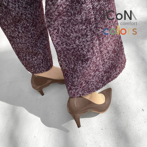 2025SS：iCoN COLORS：ポインテッドトゥ エナメル パンプス（C76531）ダークグレージュE/mamian（マミアン）