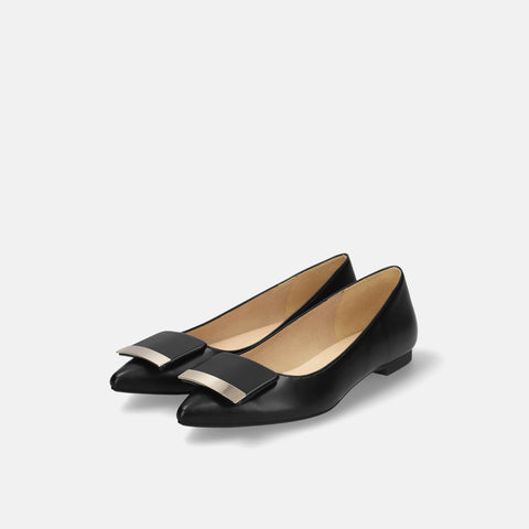 10% OFF: 2024SS: Accent Buckle Flat Shoes (m17006) Black